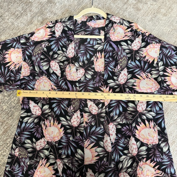H&M Divided Tropical Floral Botanical Kimono Cardigan - Picture 8 of 10